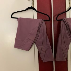 VICTORIA’S SECRET LEGGINGS